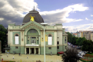 Außenansicht Theater / Outside view of the theatre