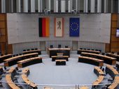 Innenansicht Plenarsaal / Main Hall inside view