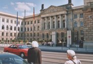 Gebäudeansicht / exterior view on building