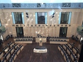 Innenansicht Plenarsaal, von oben / interior view in Main Hall, from upstairs