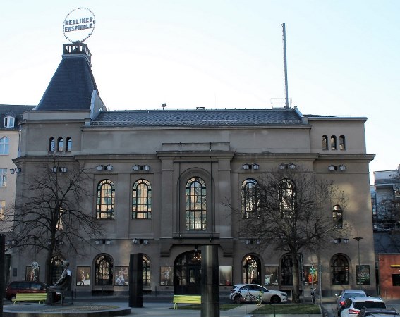 Berliner Ensemble, Deutschland